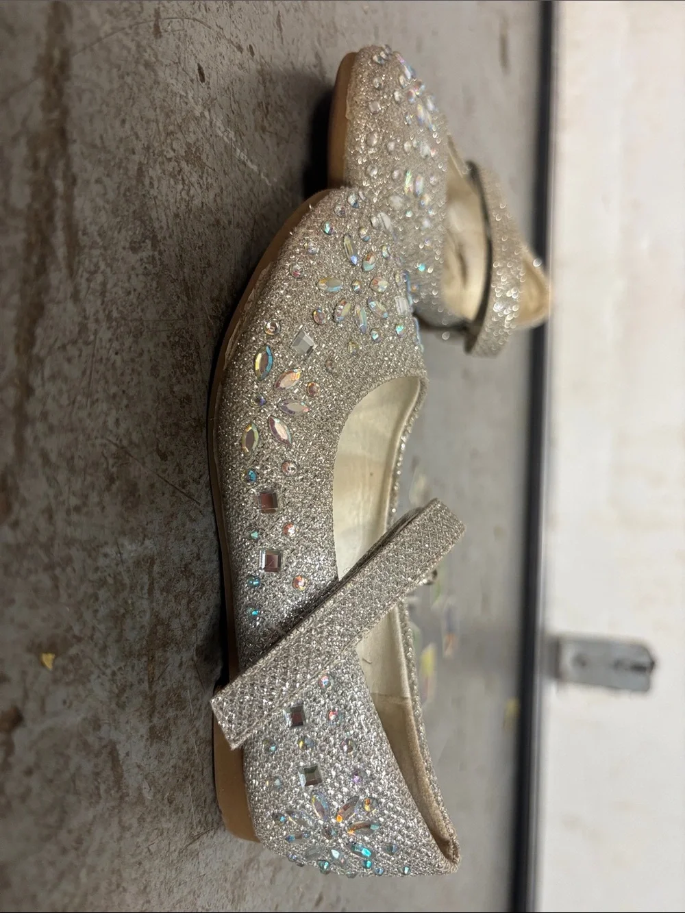 Girls Glitter Mary Jane Dress Shoes in Silver